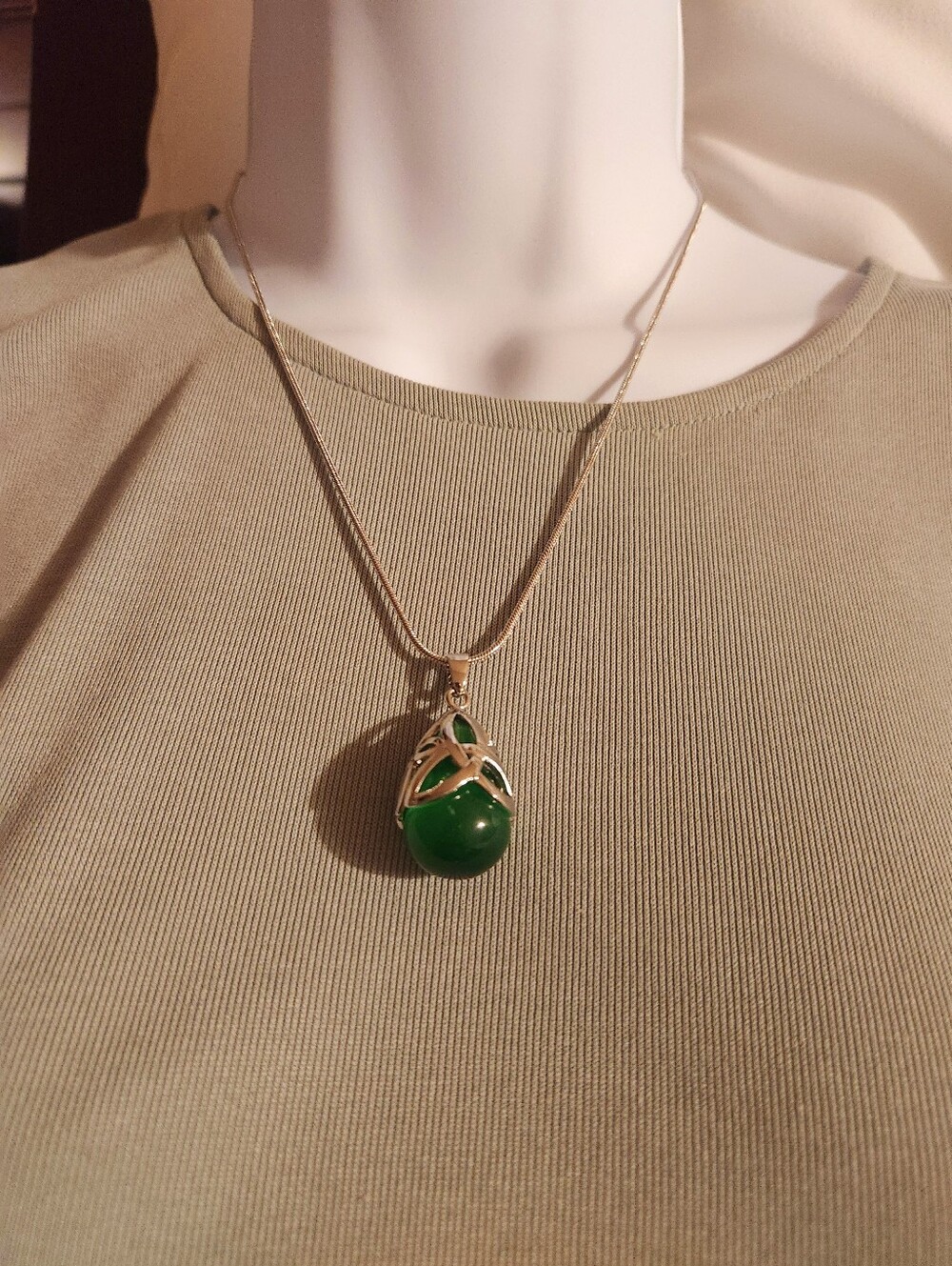 Neclace - Picture 5 of 7